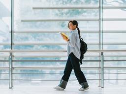 lopen-lezen-leerling-gang-bb.jpg